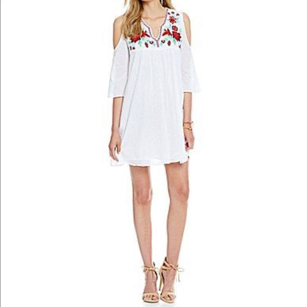 Gianni Bini Sheila Embroidered Cold Shoulder Tunic Dress